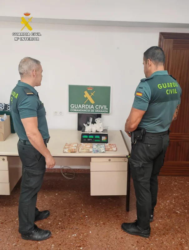Detenidos dos sospechosos de tráfico de cocaína en Almuñécar - 90 Costa
