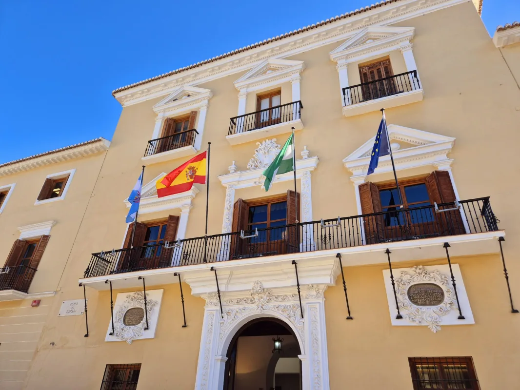 Motril se suma a la concentración en apoyo a Ceuta - 90 Costa