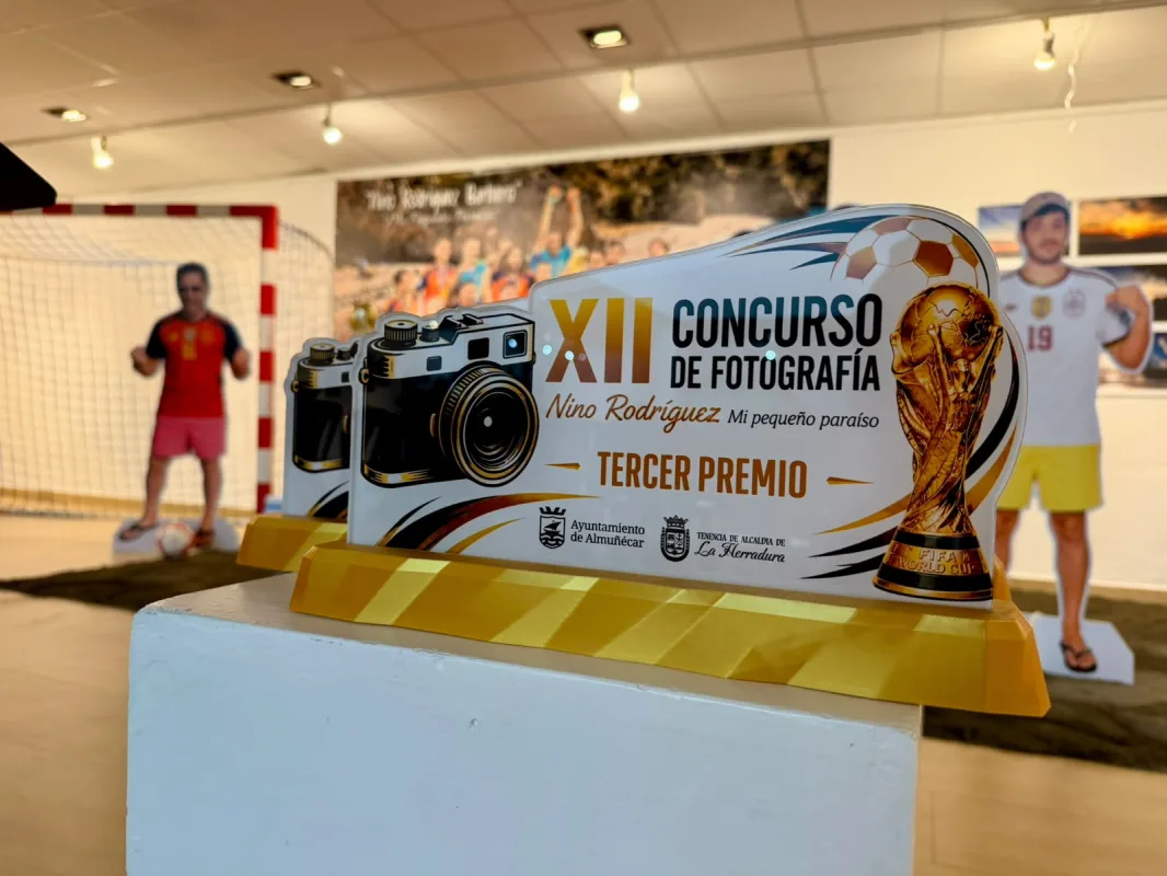 Víctor Raúl Calvo Núñez gana el XII Premio de Fotografía Mi pequeño paraíso. Nino Rodríguez en La Herradura - Vida y Cultura - 90 Costa